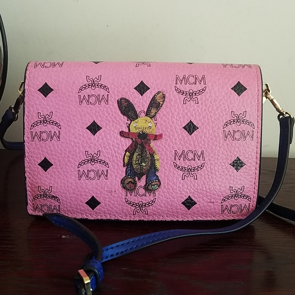 LIMITED EDITION MCM RABBIT CROSS BODY BAG - Picture 1 of 8